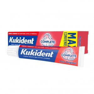 Crema adesiva Kukident Plus